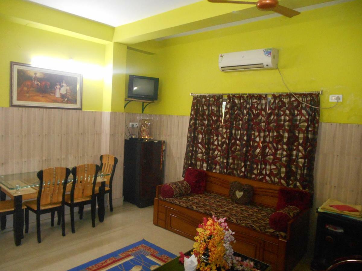Hotel Surja Laxmi Raiganj Eksteriør bilde