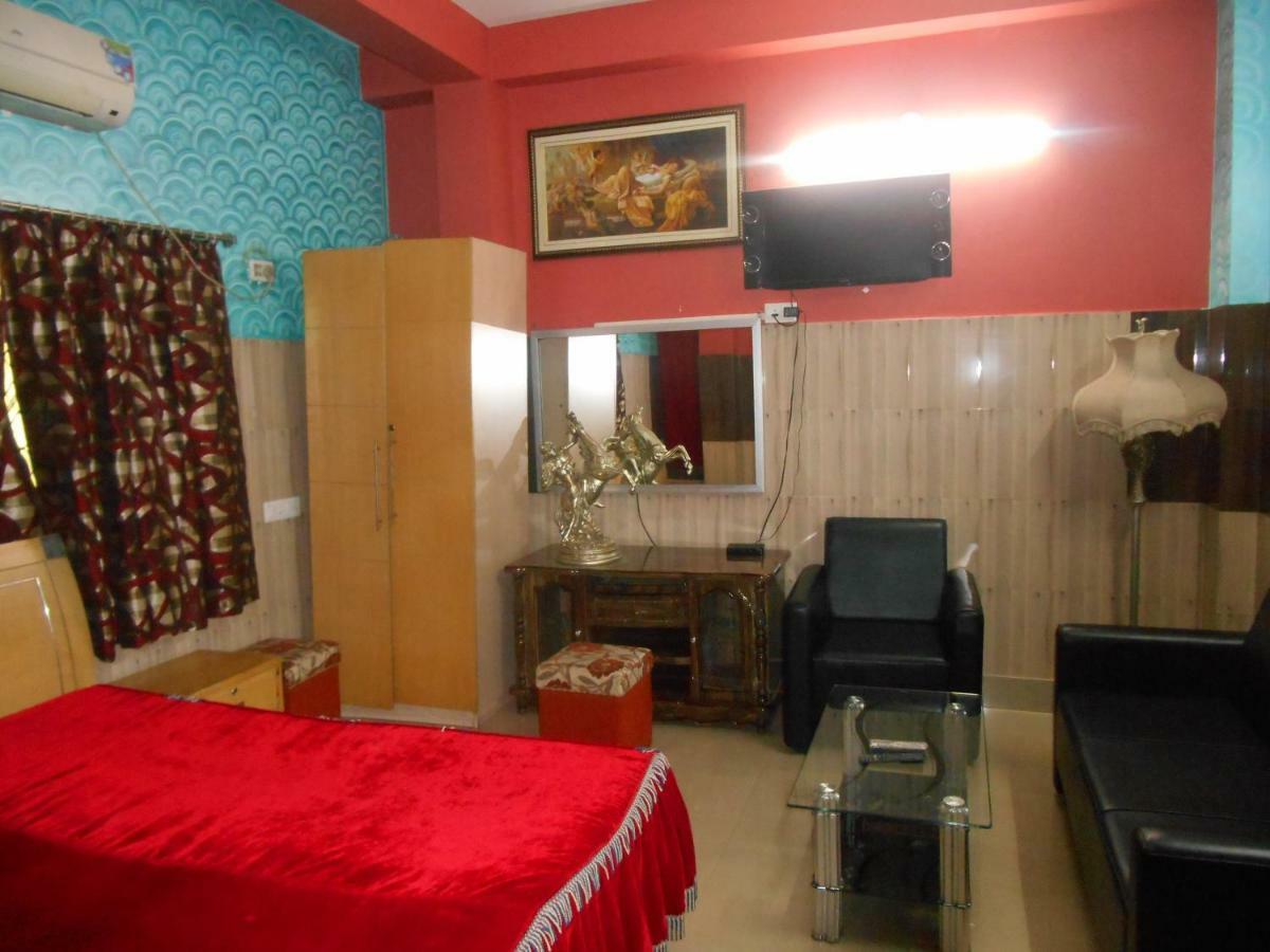 Hotel Surja Laxmi Raiganj Eksteriør bilde